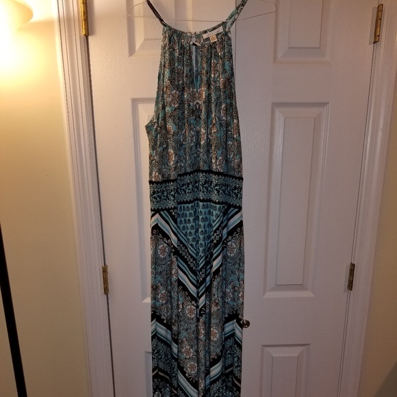 Maxi Dress - Picture 2 of 7
